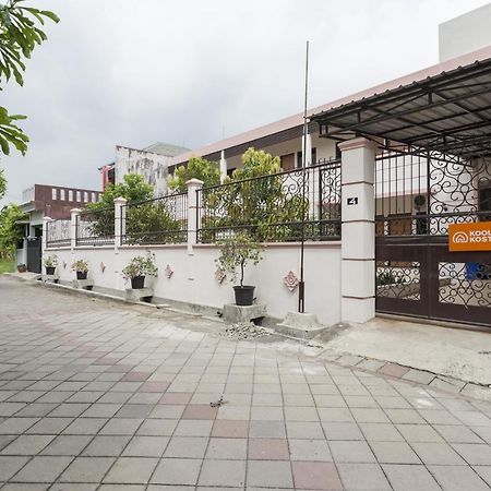 Koolkost Syariah Near Upn Veteran Hotel Medokanayu Exterior foto